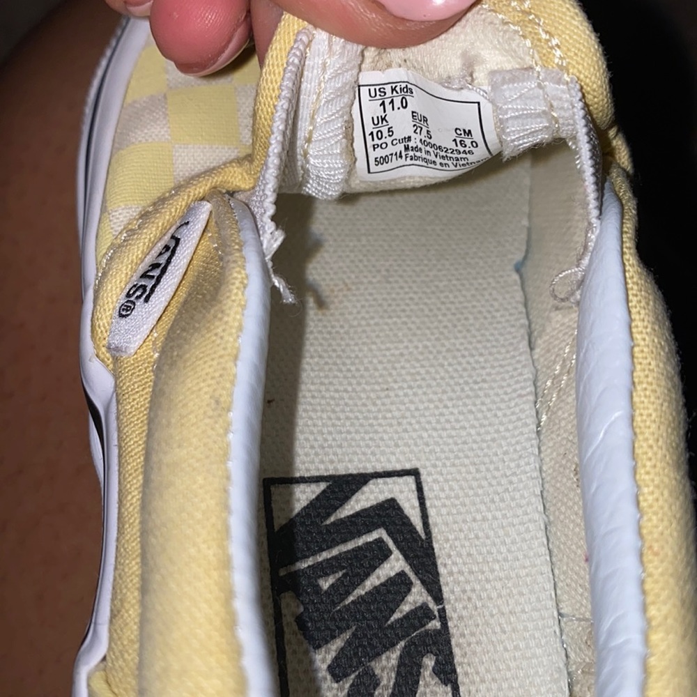 Yellow vans 🌸 - Picture 2 of 6